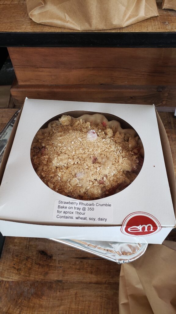 Strawberry Rhubarb Crumble